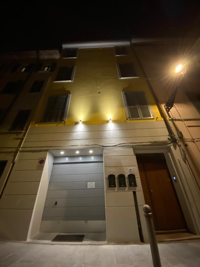 Luxury 4 Al Duomo Di Parma Leilighet Eksteriør bilde